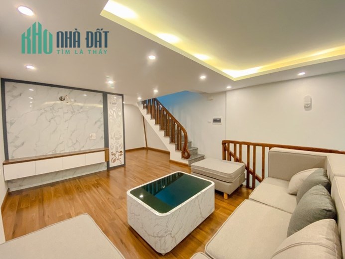 Mới Kính Coong. Bán nhà Vương Thừa Vũ, Thanh Xuân. 40m2 x 7 Tầng. Ô TÔ. THANG MÁY. Hơn 7 Tỷ.