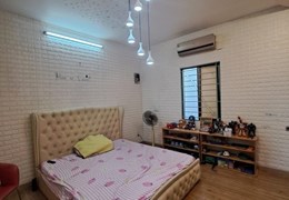 HIẾM, RẺ, NHÀ LÊ VĂN LƯƠNG, QUẬN 7, 2 TẦNG, ĐƯỜNG 8M, Ô TÔ NGỦ TRONG NHÀ, 5X20M, 4.7 TỶ