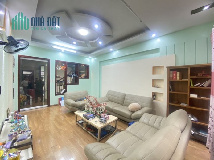 Bán Nhà Phố Đường Láng Quận Đống Đa. 52m Xây 5 Tầng Mặt Tiền 4.3m Nhỉnh 11 Tỷ. Cam Kết Ảnh Thật Mô