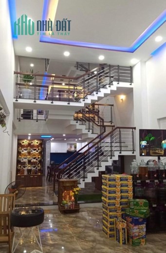 NHÀ ĐẸP 3 TẦNG NGAY GẦN DÃY VILLA, CÔNG VIÊN VEN SÔNG – 3 BƯỚC RA ĐƯỜNG MINH MẠNG.