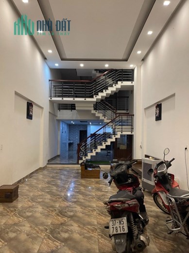 NHÀ ĐẸP 3 TẦNG NGAY GẦN DÃY VILLA, CÔNG VIÊN VEN SÔNG – 3 BƯỚC RA ĐƯỜNG MINH MẠNG.