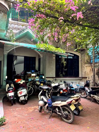 Bán Nhà Phố Đường Láng Quận Đống Đa. 219m Mặt Tiền 15m Nhỉnh 16 Tỷ. Cam Kết Ảnh Thật Mô Tả Chính