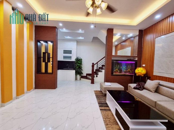 Nhà phố Láng Hạ ,mới đẹp lung linh  lô góc,ở Sướng ,38  m- 4.9 tỷ