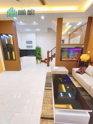 Nhà phố Láng Hạ ,mới đẹp lung linh  lô góc,ở Sướng ,38  m- 4.9 tỷ