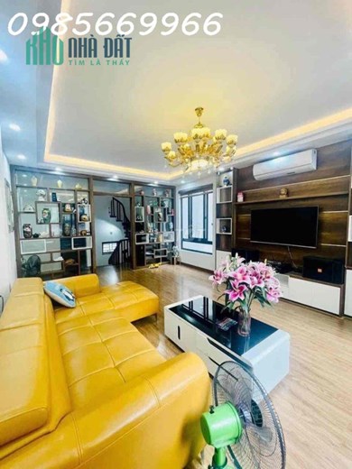 Nhà phố Đường Láng ,Thật 100% ở Sướng ,40  m- 4.7 tỷ