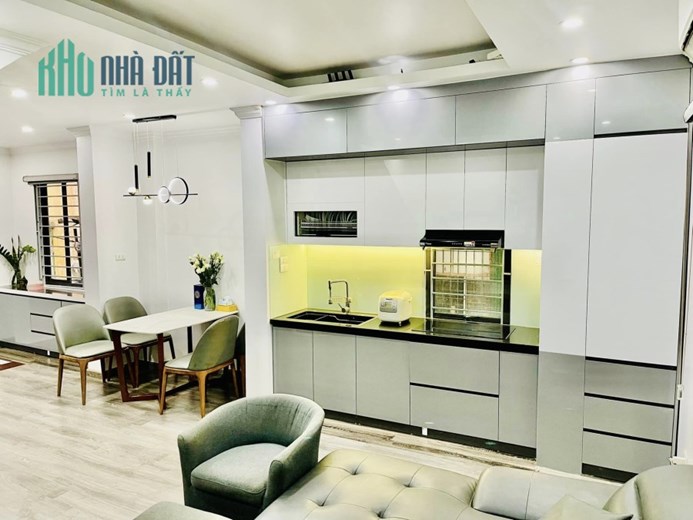 CẦN BÁN NHÀ PHỐ 8/3-MẶT NGÕ THÔNG-5M RA ÔTÔ-KINH DOANH-LÔ GÓC-Ở NGAY-45M 6xTỶ