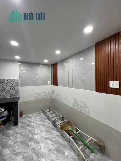 [QUẬN 7] PHƯỜNG TÂN QUY - 3 PHÒNG NGỦ - NỞ HẬU TÀI LỘC - KHÔNG QUY HOẠCH - NHỈNH 2 TỶ
