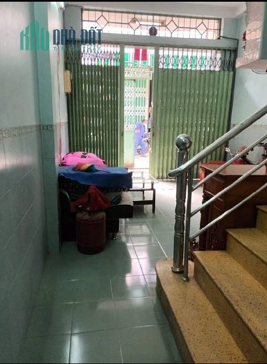 MUA NHÀ MỚI THIẾU TIỀN , NÊN CẦN BÁN GẤP NHÀ Ở LẠC LONG QUÂN , P3 , Q11 , GIÁ ; 3,8 TỶ . HẺM XE BA