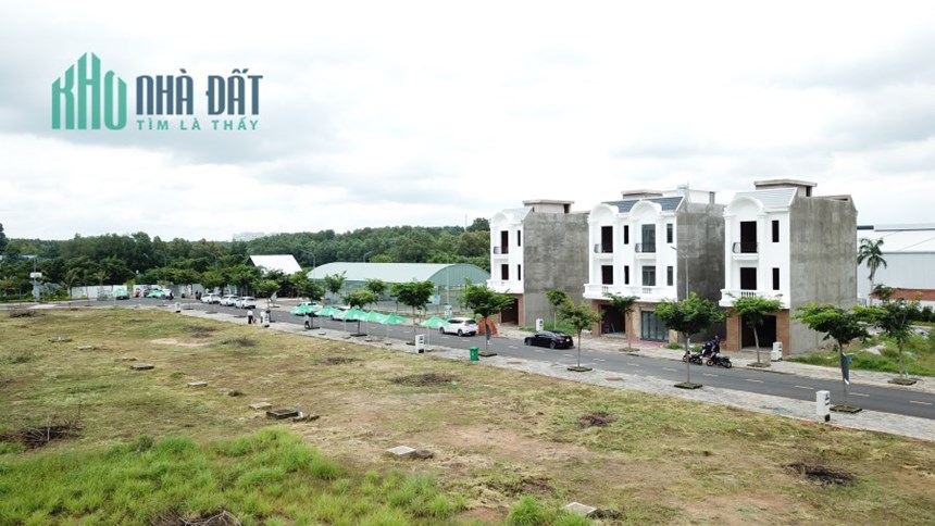 Cần bán gấp miếng đất 72 m2