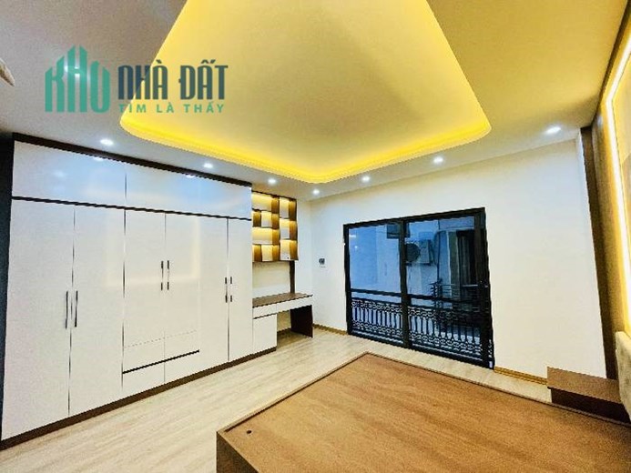 Bán nhà Văn Chương 40m 5T 10m ô tô gần hồ Linh Quang giá 5 tỷ