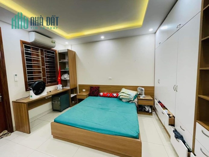 BÁN NHÀ GẦN HỌC VIỆN TÀI CHÍNH - BẮC TỪ LIÊM - DT33M2 - 5 TẦNG - GIÁ 3.7 TỶ