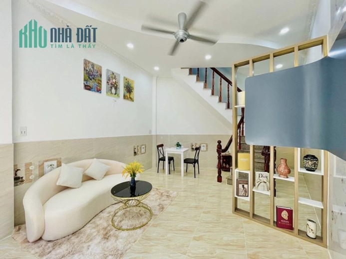 DTSD 70M2  Nguyễn Bỉnh Khiêm  3 tầng , nhà nở hậu 8.7m nhỉnh 3Tỷ GV