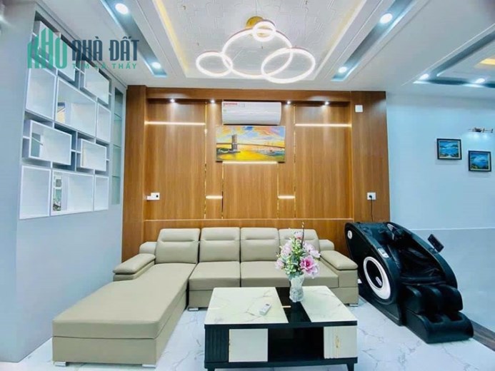 NHÀ ĐẸP KHU PHÂN LÔ ĐỒNG BỘ-NỘI THẤT XỊN DỌN VÀO Ở NGAY 
CHUYÊN MÔI GIỚI QUẬN 7, QUẬN 8, NHÀ BÈ-