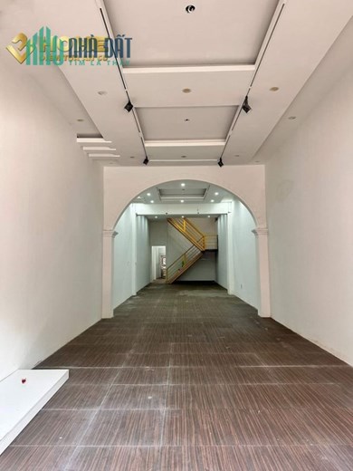 MT2097. CHO THUÊ NHÀ MẶT ĐƯỜNG HAI BÀ TRƯNG 128M 3 NGỦ KINH DOANH MỌI LOẠI HÌNH