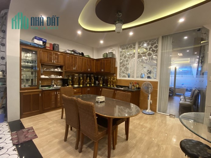 Chủ kẹt tiền bán gấp nhà mặt tiền đường A2,trục đường đắc địa nhất Vĩnh Điềm Trung,Giá chỉ 8ty3
