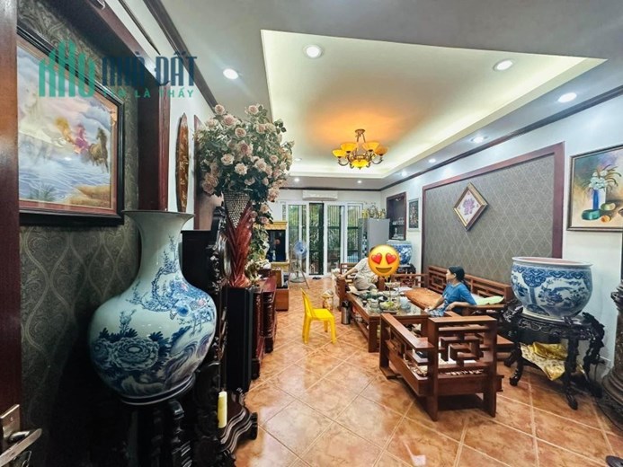 Cực rẻ. Bán nhà  đường Trần Phú, Hà Đông. 75m2 x 3T. NỞ HẬU. Ô TÔ ĐỖ GẦN. Hơn 6 Tỷ. 0968084286