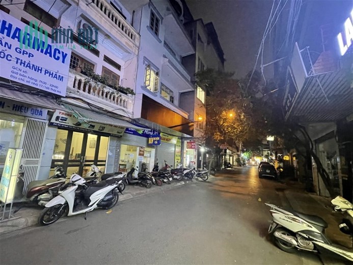 Bán Nhà Phố Thái Hà Quận Đống Đa. Sổ 46m Thực Tế 55m Nhỉnh 11 Tỷ. Cam Kết Ảnh Thật Mô Tả Chính Xác.