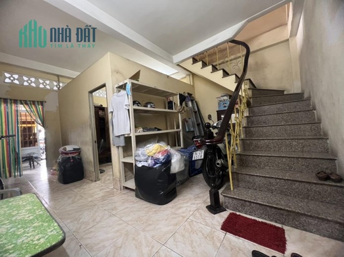 Mặt Tiền Tôn Thất Thuyết Q4 Diện Tích 90m2 Ngang 5.2M x18M View Sông Chỉ 17 Tỷ