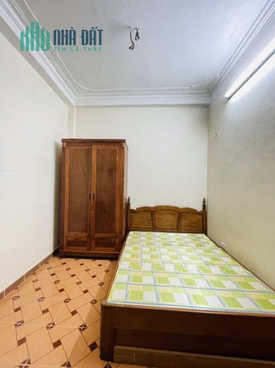 NGUYỄN TRÃI - LÔ GÓC - 50M2 X 4 TẦNG - MT 4M - NỞ HẬU ĐẸP - 4 NGỦ - NHỈNH 5 TỶ