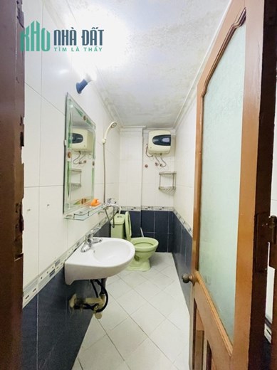 NGUYỄN TRÃI - LÔ GÓC - 50M2 X 4 TẦNG - MT 4M - NỞ HẬU ĐẸP - 4 NGỦ - NHỈNH 5 TỶ