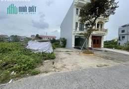 Đất mặt đường Lý Thái Tổ, TP Tuyên Quang Khu vực để ở hoặc kinh doanh rất tốt  Mặt tiền 5m x23m