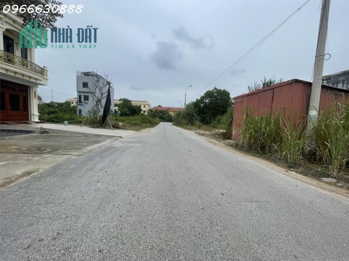 Đất mặt đường Lý Thái Tổ, TP Tuyên Quang Khu vực để ở hoặc kinh doanh rất tốt  Mặt tiền 5m x23m