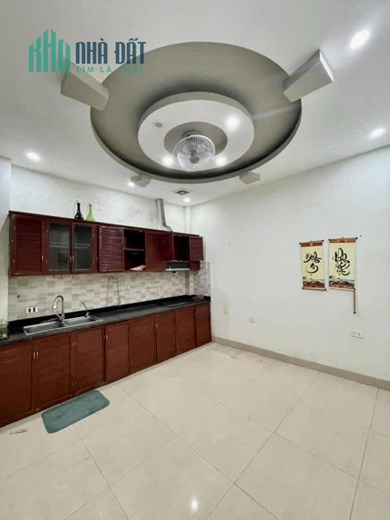 Bán  nhà Xuân Đỉnh, 50m2, 5T, 6P, 4m, ô tô, 7.9 tỷ Bắc Từ Liêm.