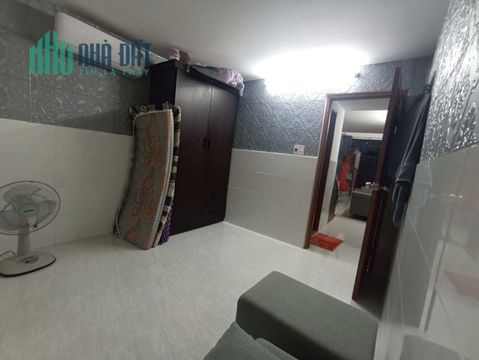 ♥ Nhà Âu Cơ gần Mặt tiền, 60m2, lửng đúc, mới xây 1 năm, 1.25 tỷ