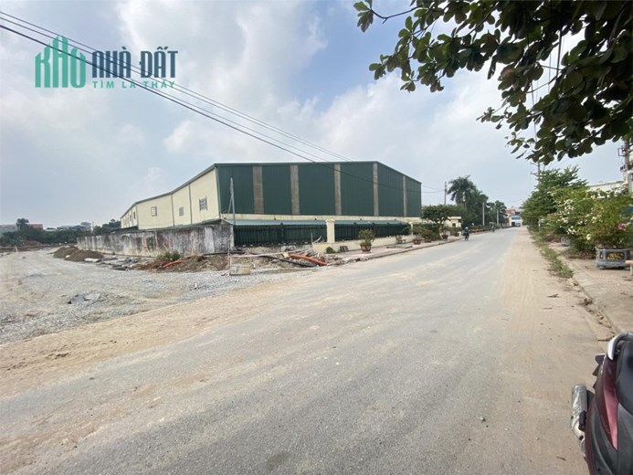 RẺ 130TR-100mv 2950K ĐẤT ĐẤU GIÁ PHÁP LÝ RÕ RÀNG
NGAY TRUNG TÂM TT QUANG MINH,MÊ LINH