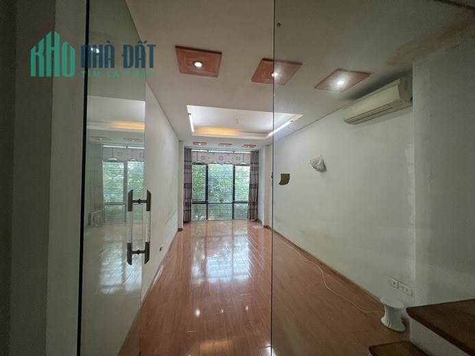 Cho thuê nhà riêng 240m2 tại Phú Diễn - chính chủ giao dịch trực tiếp