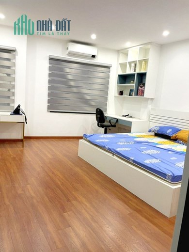 CỰC HIẾM NGUYỄN TRÃI - 40M2 X 5 TẦNG - MT 4.5M - 5 Phòng ngủ - NHÀ ĐẸP - Ở YÊN TĨNH - Nhỉnh 4 TỶ