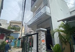 Bán Nhà Lê Quang Định Gò Vấp 45m2 3 Tầng Đúc Mới Căn Góc Giá 3 Tỷ 75