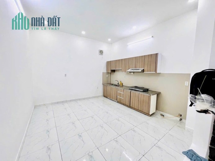 BÁN NHÀ MẶT TIỀN KD HẺM XE HƠI TRẦN XUÂN SOẠN, QUẬN 7, 4M X 17M, 7TỶ7, HẺM THÔNG