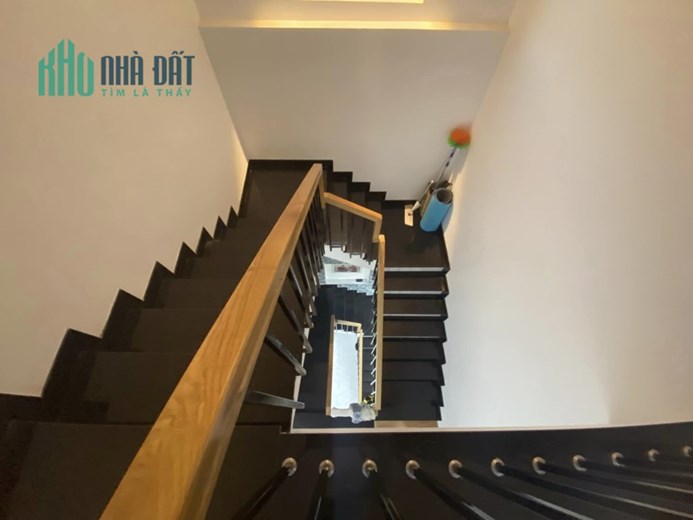 ♪ Sát Mặt tiền Tô Hiệu 132m2, 3 tầng mới xây 2 năm, ~20tr/m2