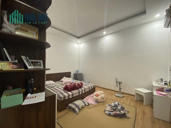 ♪ Sát Mặt tiền Tô Hiệu 132m2, 3 tầng mới xây 2 năm, ~20tr/m2