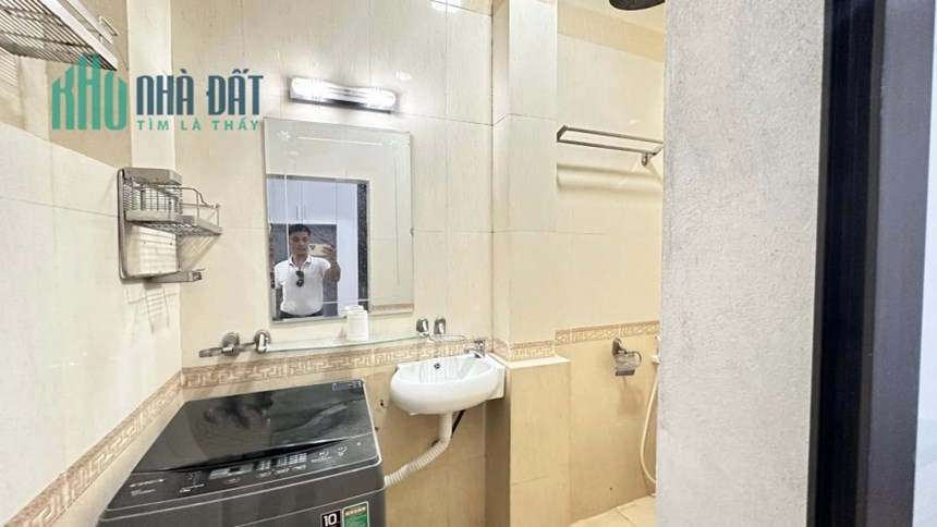 HIẾM!Bán căn hộ tập thể ĐH Sư Phạm phố Trần Quốc Hoàn, Cầu Giấy, 70m2, 2 ngủ, giá 2,15 tỷ