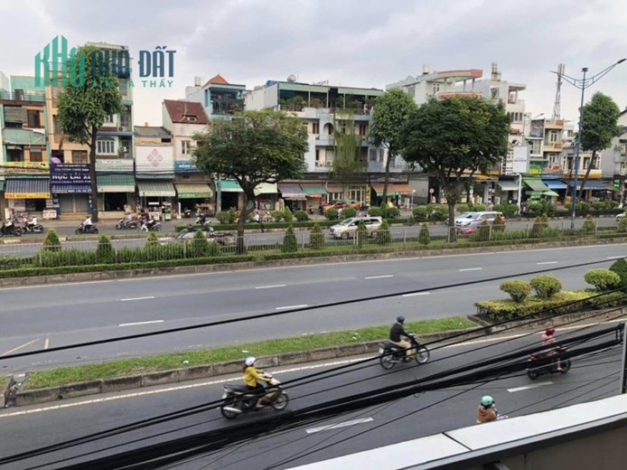 Nhà 9x10m 3 tầng, mt Trường Chinh, ngay Tham Lương, Tân Thới Nhất, Quận 12, nhỉnh 10 tỷ