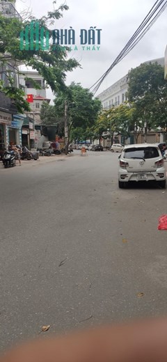 NHÀ ĐẸP PHỐ NGUYẾN SƠN – MẶT TIỀN RỘNG - KINH DOANH DÒNG TIỀN ỔN ĐỊNH