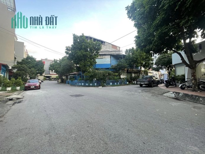 Đất Vĩnh Ngọc-Đông Anh-Ngõ Thông Ô Tô Tránh-DT 58m²-MT 4m-Nhỉnh 5 tỷ