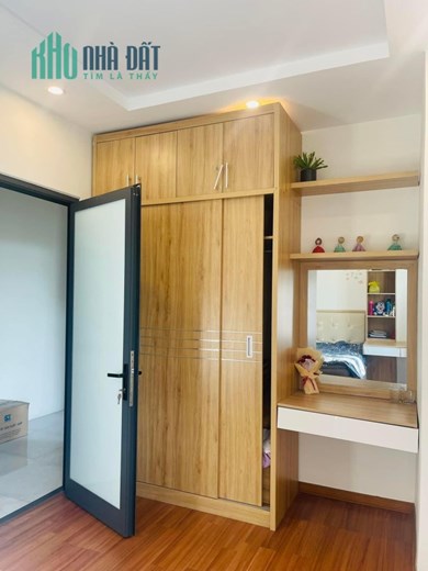 Cho Thuê Nhà Nguyên Căn 5 Tầng 4pn Full Nội Thất Quận Hải Châu- Sát Sân Bay