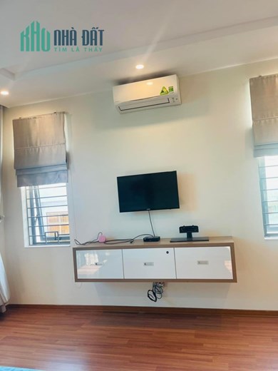 Cho Thuê Nhà Nguyên Căn 5 Tầng 4pn Full Nội Thất Quận Hải Châu- Sát Sân Bay