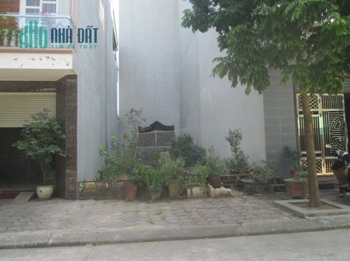 Tôi bán đất Đấu giá Mậu Lương gần chợ Mậu Lương, MT 5m, 60m2 chỉ 6.666 tỷ. LH 0989.62.6116
