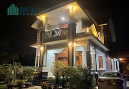 - BIỆT THỰ VƯỜN 5.000m2 - NỘI THẤT GỖ ĐỎ NHẬP  - CHÍNH CHỦ