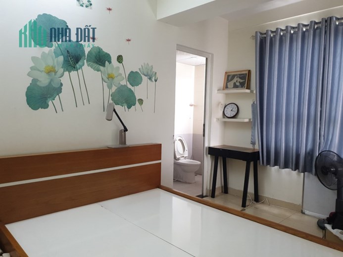 CHÍNH CHỦ CẦN BÁN  GẤP CHUNG CƯ CĂN GÓC LẦU 18 Full Nội Thất, Sổ Hồng Chính Chủ