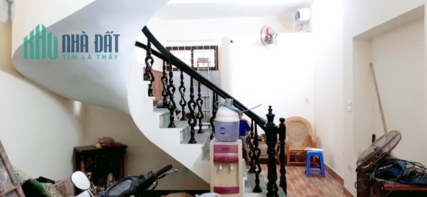 BÁN NHÀ ĐÀO TẤN, GẦN OTO, 30M2, 5 TẦNG, 4.1 TỶ.