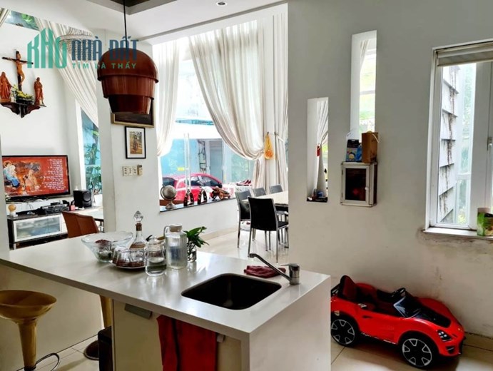 BIỆT THỰ MẶT PHỐ QUẬN TÂN PHÚ - 200M2, 4 TẦNG, NGANG 12M