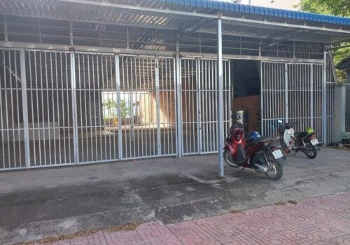 CHÍNH CHỦ CẦN CHO THUÊ MẶT TIỀN RỘNG 12,9M SÂU 24M CÓ NHÀ ĐƯỜNG 8 THÁNG 4,QUỐC LỘ 28, MA LÂM ,HÀM