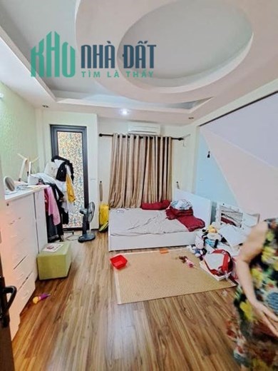 QUAN NHÂN - VŨ TRỌNG PHỤNG
-NGÕ NÔNG, GẦN HỒ ĐIỀU HOÀ
 -30m-5t- chưa đến 4tỷ