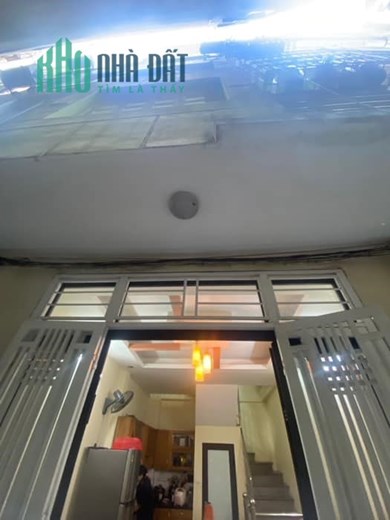 QUAN NHÂN - VŨ TRỌNG PHỤNG
-NGÕ NÔNG, GẦN HỒ ĐIỀU HOÀ
 -30m-5t- chưa đến 4tỷ