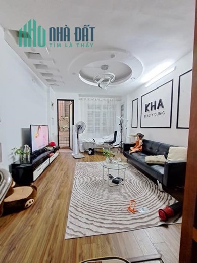 QUAN NHÂN - VŨ TRỌNG PHỤNG
-NGÕ NÔNG, GẦN HỒ ĐIỀU HOÀ
 -30m-5t- chưa đến 4tỷ